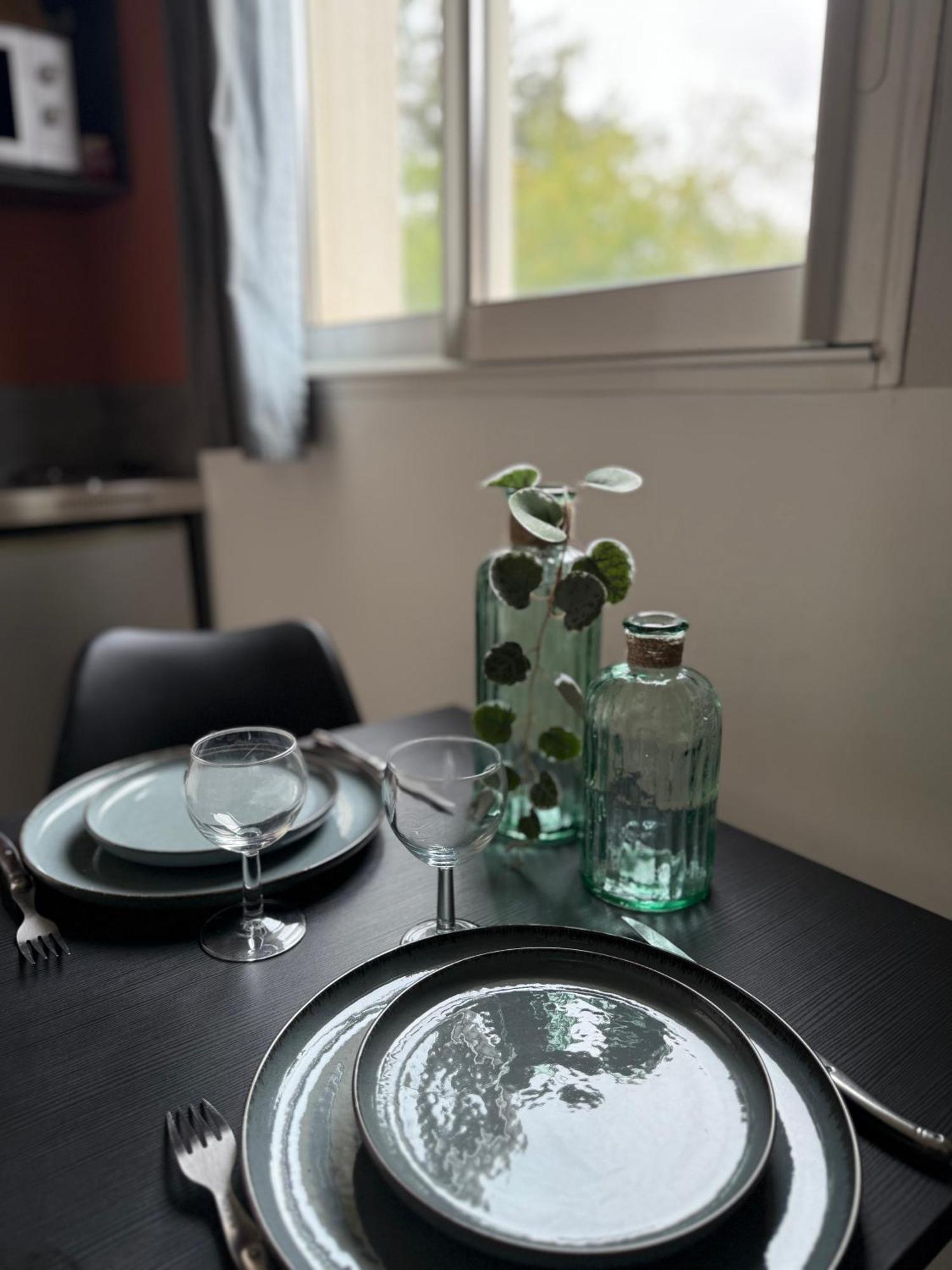 Loft, Studio And Love Rooms Bourg-Saint-Christophe Exterior foto